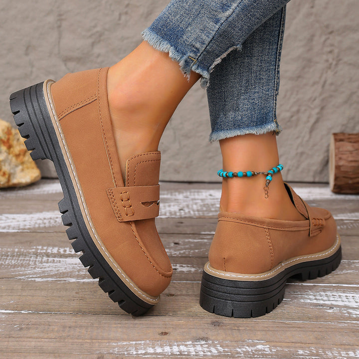 Women’s casual chunky loafer with thick profile sole, padded comfort footbed, and decorative bridge Mune Fashion
