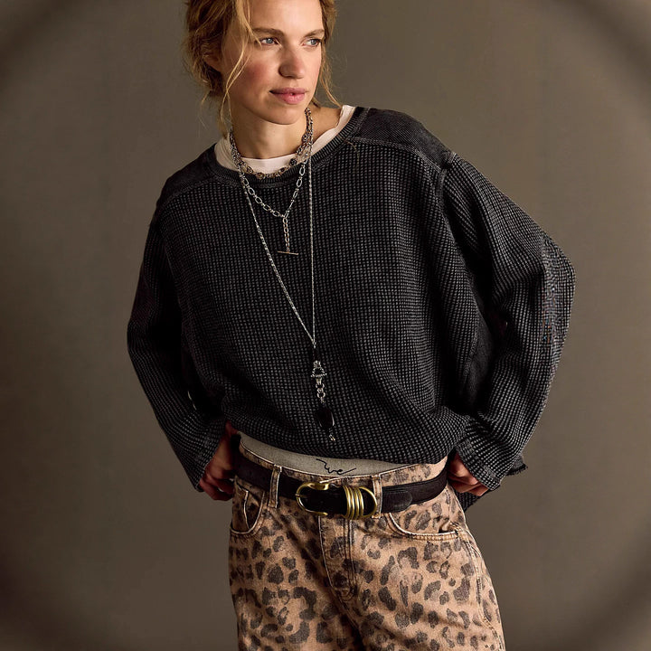 Women’s Oversized Waffle Knit Sweater with Loose Fit and Deep Raglan Sleeve Fashion
