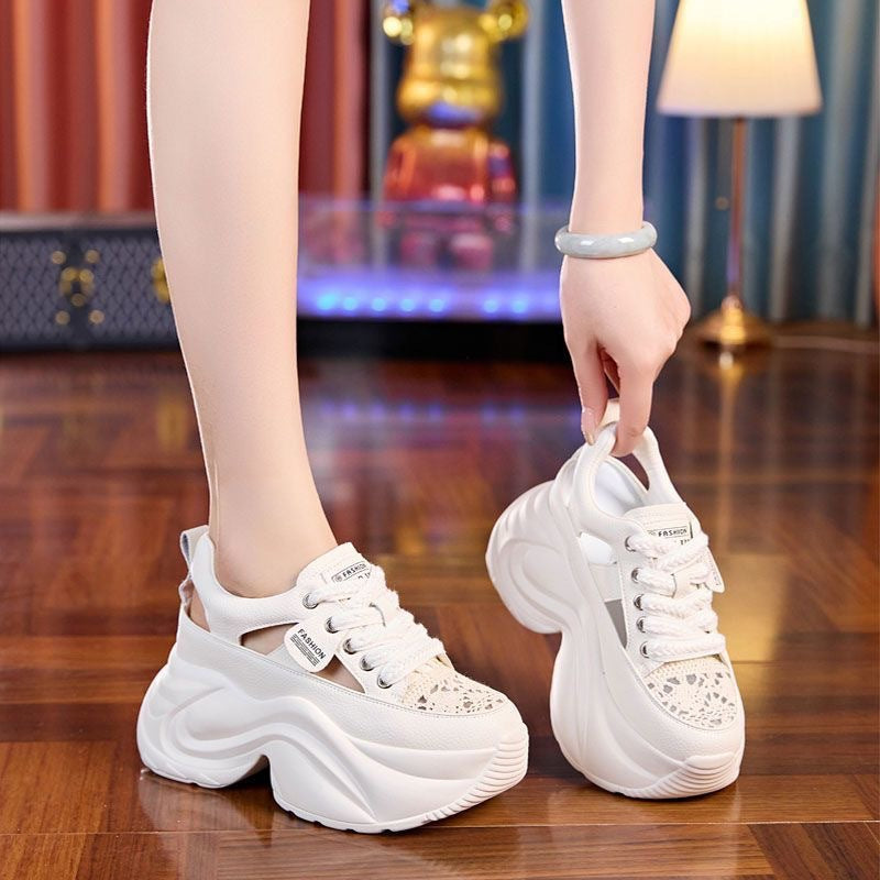 Ladies' platform sneakers with airy surface texture and comfortable cushioning Mune Fashion