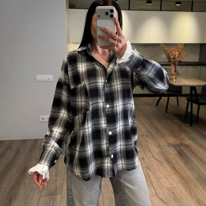 Women Checked Flannel Overshirt with Shirt Collar, Relaxed Fit and Patch Chest Pocket Mune Fashion