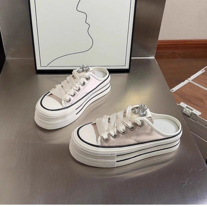 Ladies fashionable Slip-On Sneakers with sturdy platform and elegant satin straps Mune Fashion