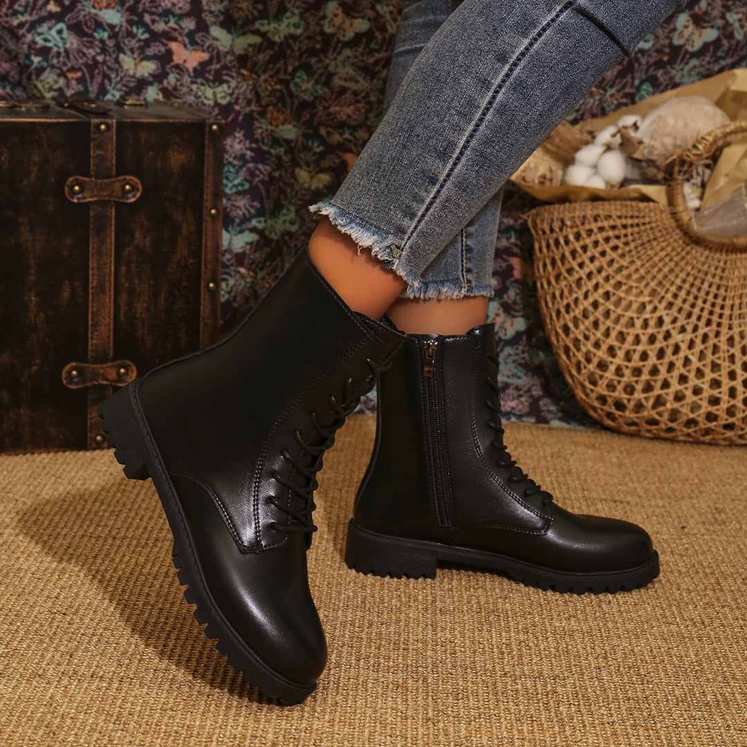 Women's  lace-up boots with side zipper and profiled rubber outsole Mune Fashion