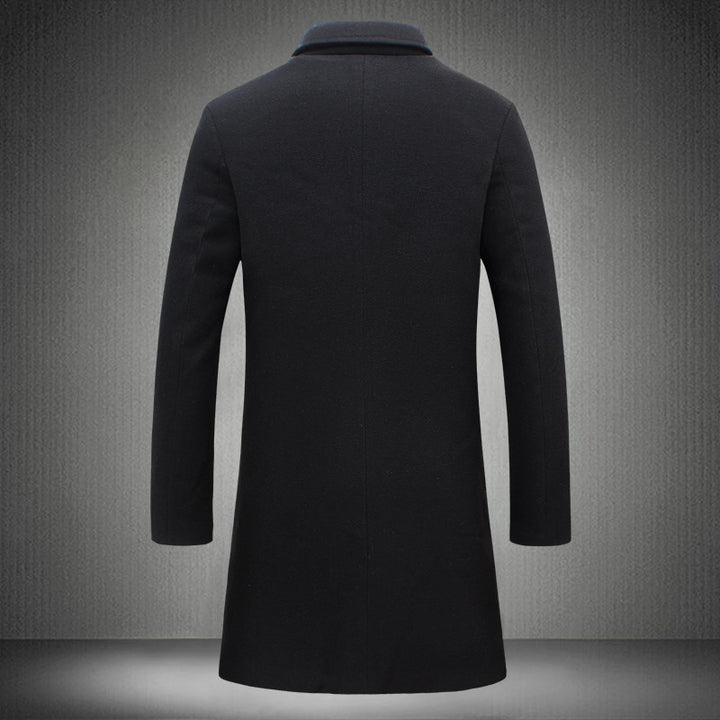Men's slim Chesterfield coat with classic lapels, quilted lining and side pockets Mune Fashion