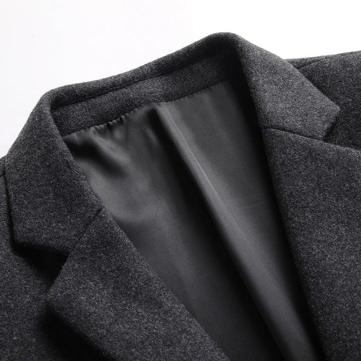 Men's Slim Fit Single-Breasted Wool Blend Blazer with Flap Pockets and Discreet Interior Placket Mune Fashion