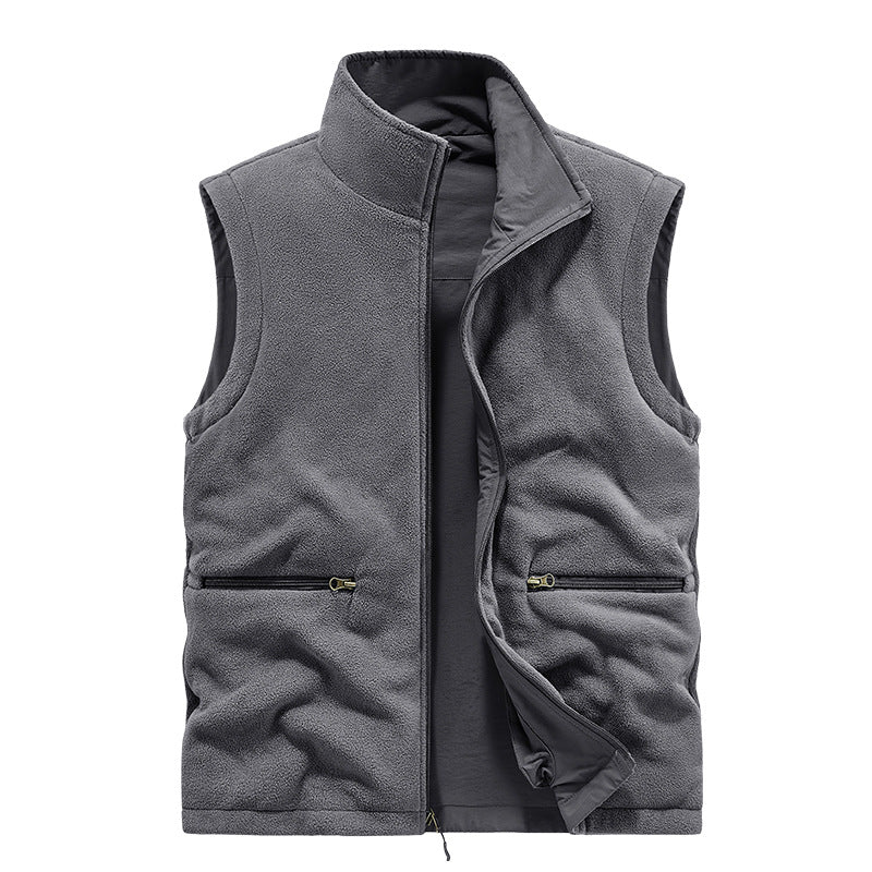 Men's padded utility vest with fleece lining, multi pockets and front zipper