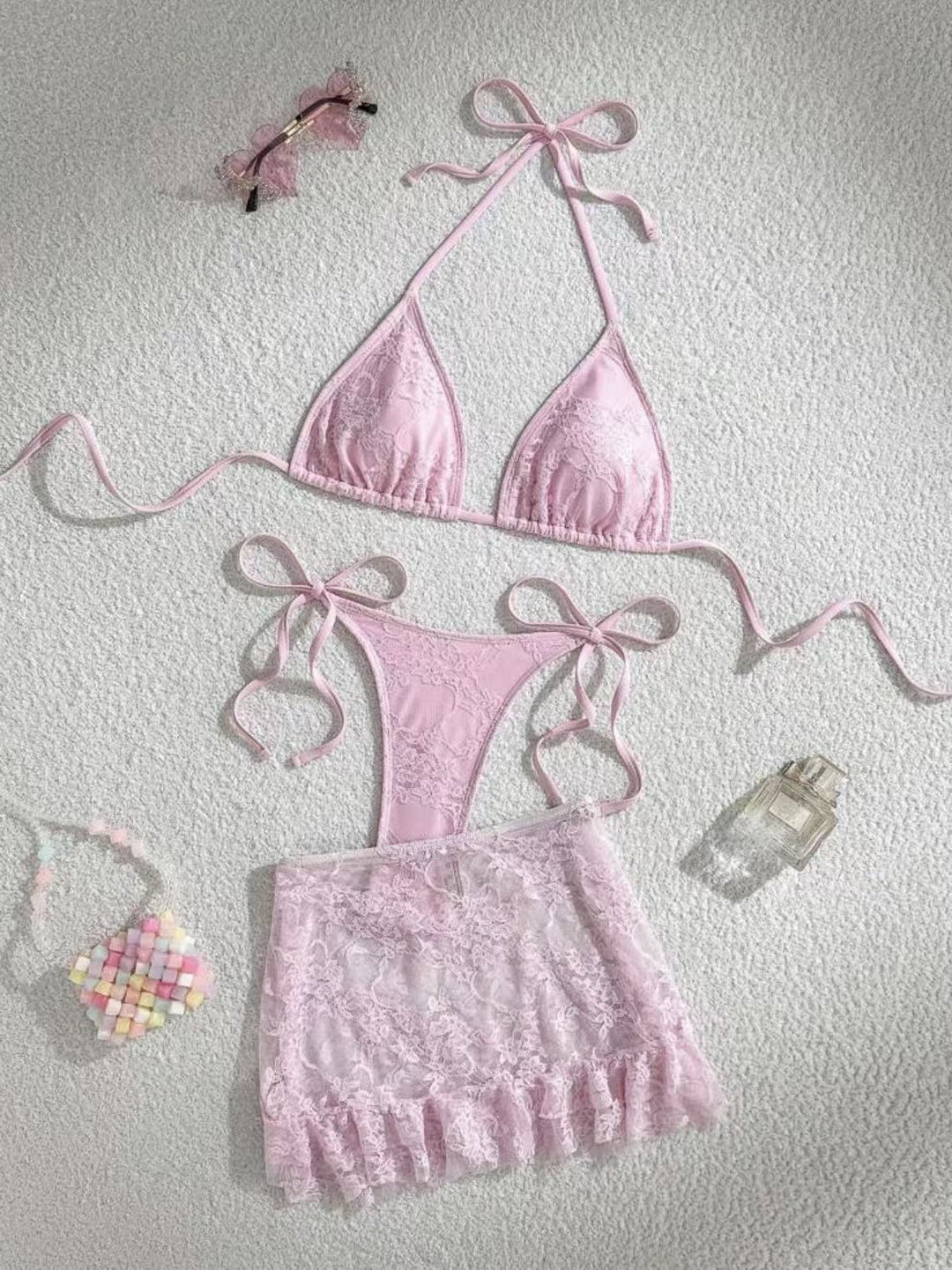 Ladies lace bikini with ruffles Mune Fashion