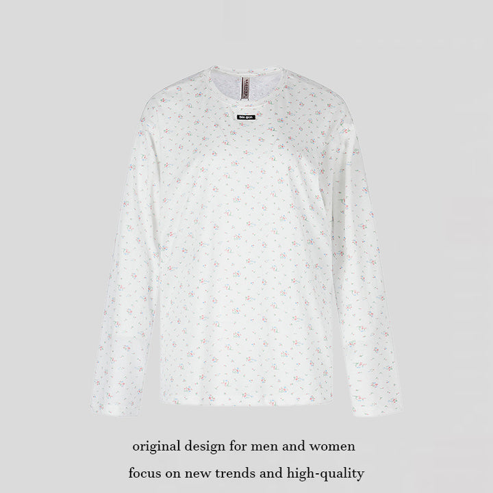 Women's long-sleeve shirt with delicate floral print and round neckline Mune Fashion