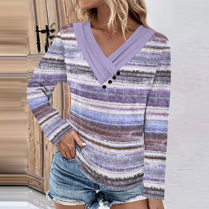 Women's Ribbed V-Neck Sweater with Gradient, Decorative Buttons and Relaxed Fit Mune Fashion