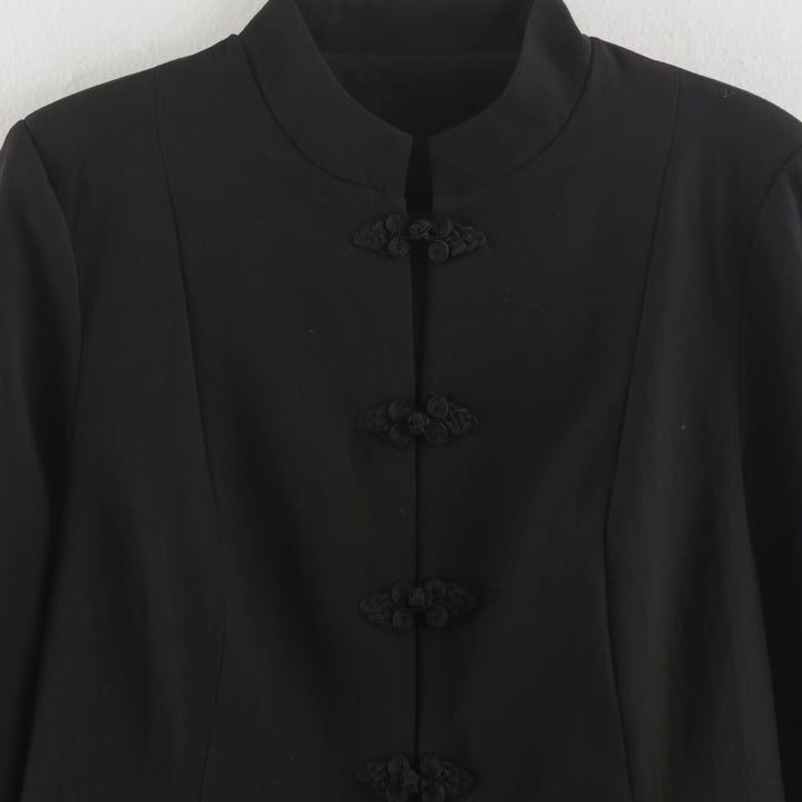 Women's short jacket in chinoiserie style with stand-up collar and knot button closure Mune Fashion