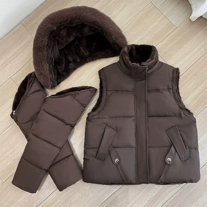 Women's short faux fur jacket with hood and extra voluminous collar Mune Fashion