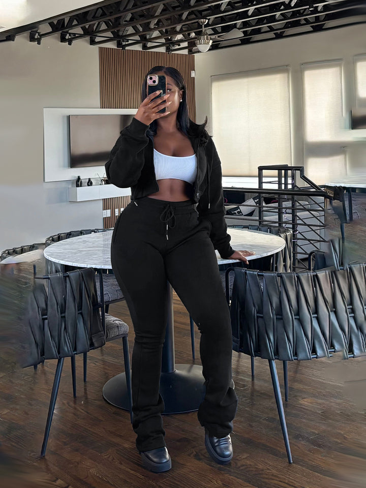Women's cropped zip hoodie and high-waist jogger set with drawstring and lightly gathered ankle cuffs Mune Fashion