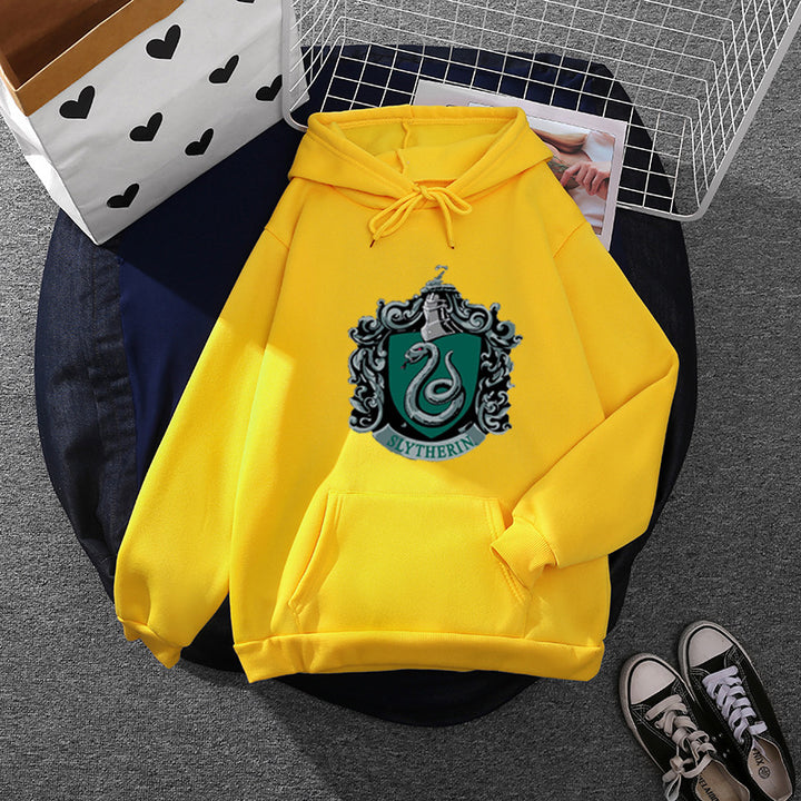 Women's oversized hooded sweatshirt with heraldic snake emblem and soft fleece lining Mune Fashion