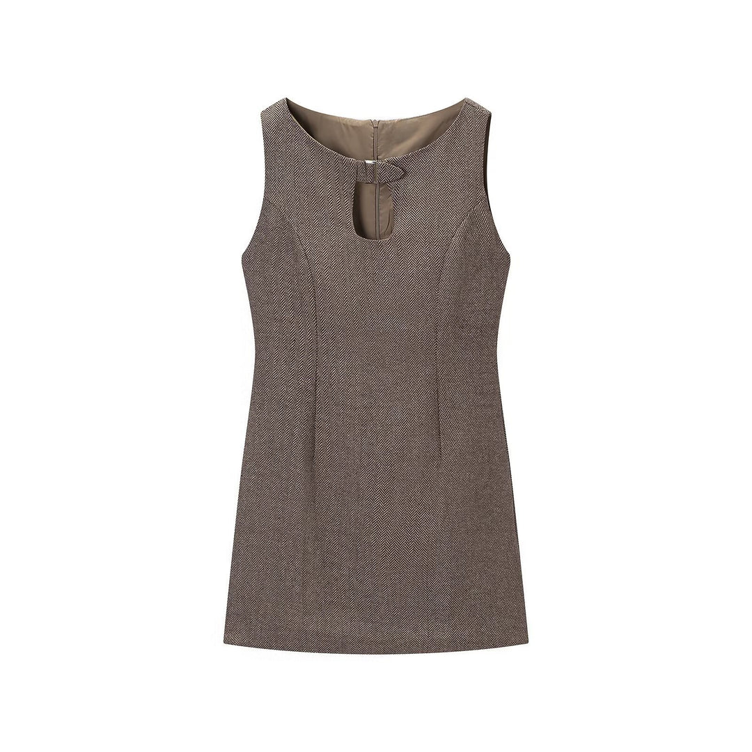 Women's sleeveless sheath dress with herringbone structure, figure-hugging seam design and slit neckline Mune Fashion