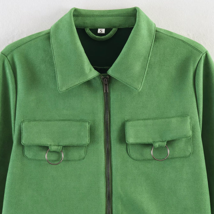 Ladies short cut velour jacket with breast pockets and zipper Mune Fashion