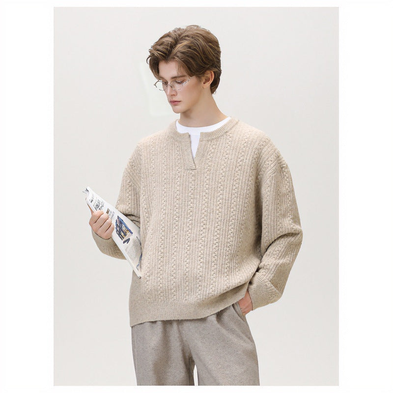 Women's chunky knitted cable pattern sweater with V-neck and layered look Mune Fashion