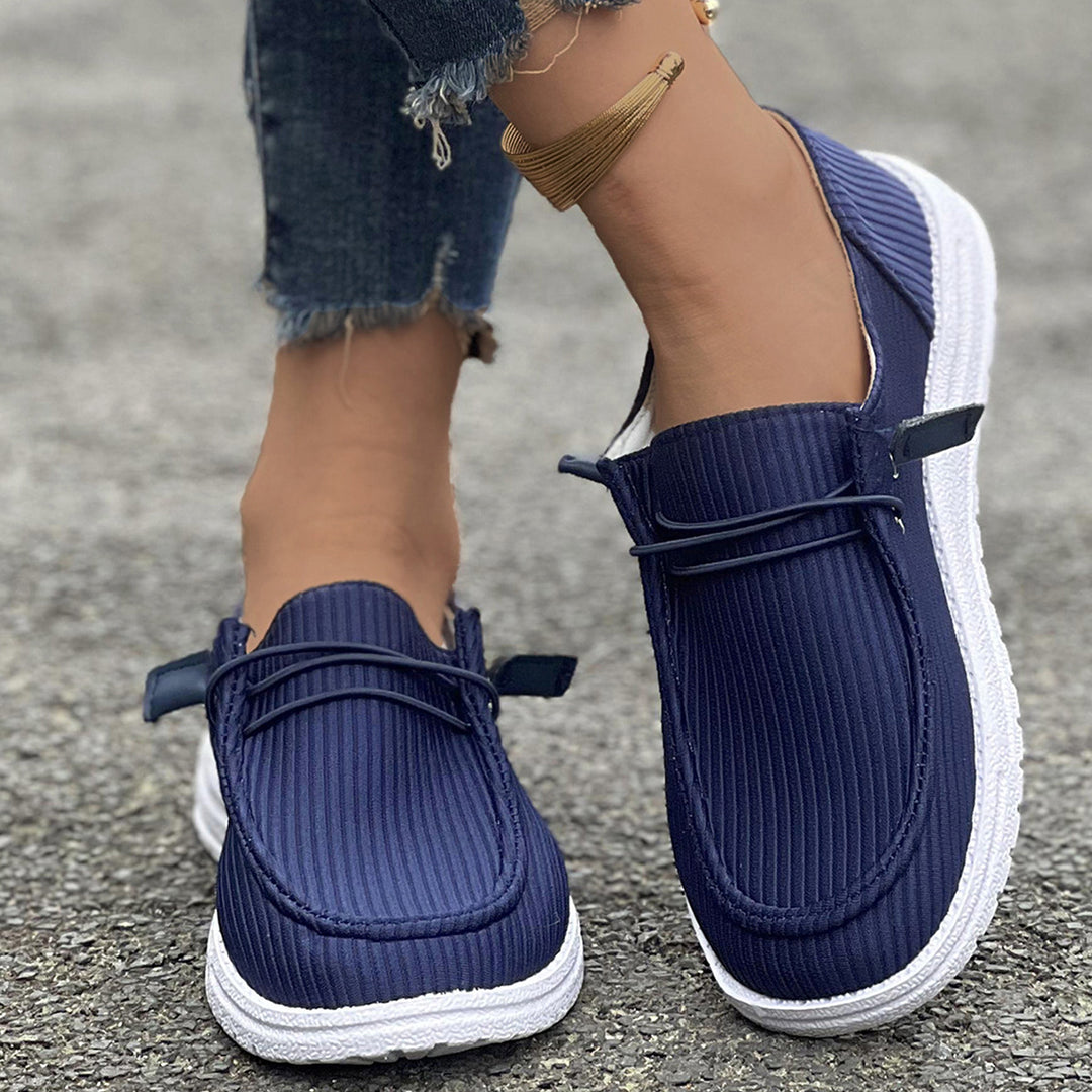 Women's casual Slip-On sneaker shoes with ribbed textile upper material and elastic lacing Mune Fashion