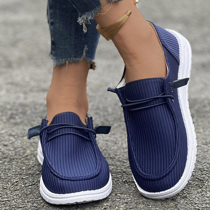 Women's casual Slip-On sneaker shoes with ribbed textile upper material and elastic lacing Mune Fashion