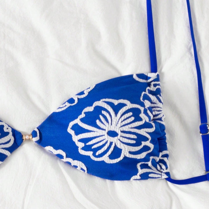Women's triangle bikini with floral design and adjustable straps Mune Fashion