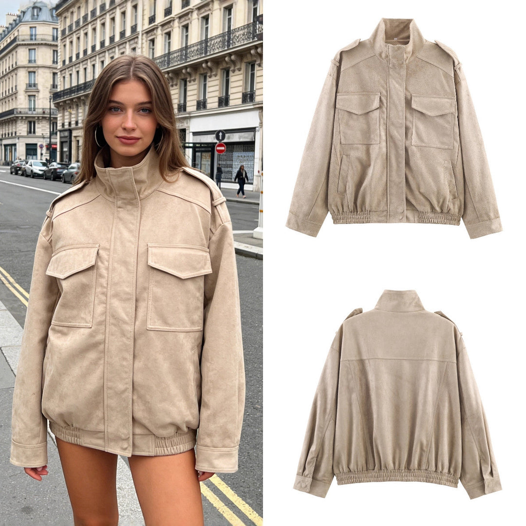 Women’s short jacket in military style with epaulets, patch chest pockets, and elastic hem Mune Fashion