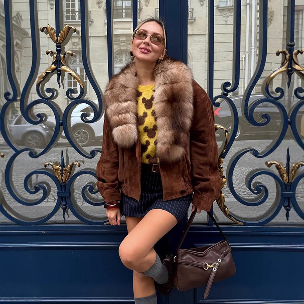 Women's suede bomber jacket with voluminous fur scarf and elastic hem Mune Fashion