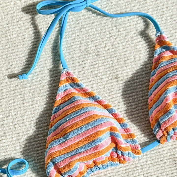 Women's bikini model with playful striped pattern Mune Fashion