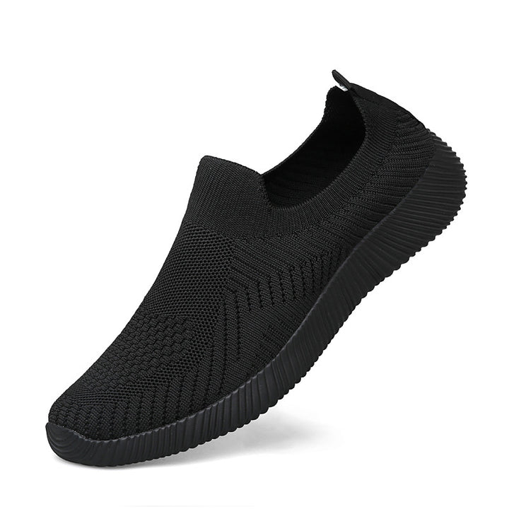 Unisex nan ultra-light slip-on shoe made of fine knit with anatomical comfort insole and ribbed flex sole Mune Fashion