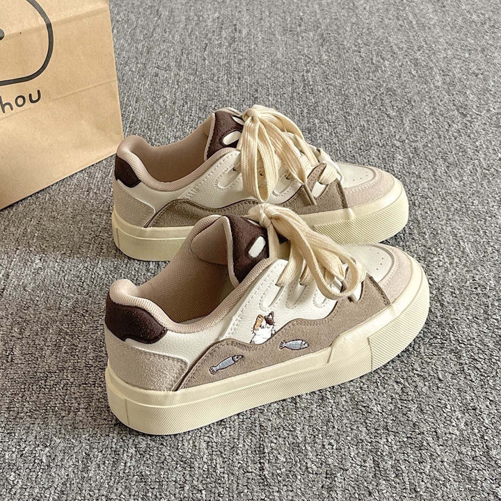 Women's Comfortable Sneakers in Playful Design Mune Fashion