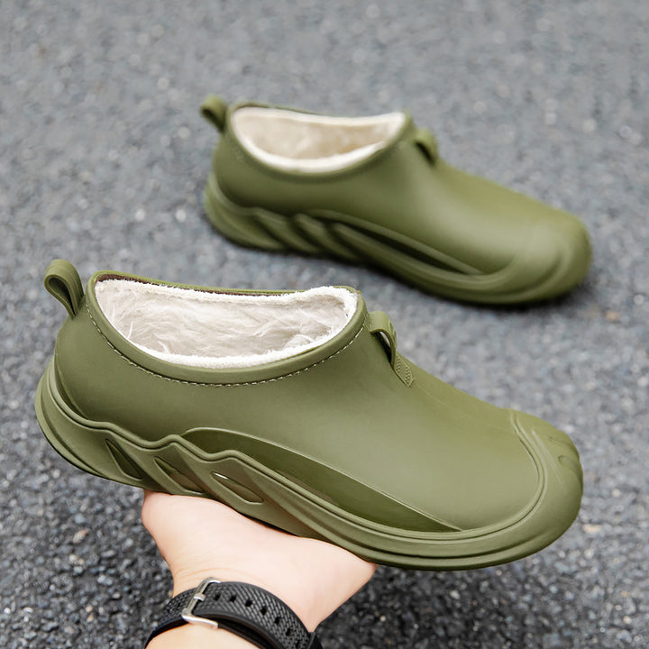 Men's insulated waterproof slip-on clogs with thermal lining and profiled outdoor outsole Mune Fashion