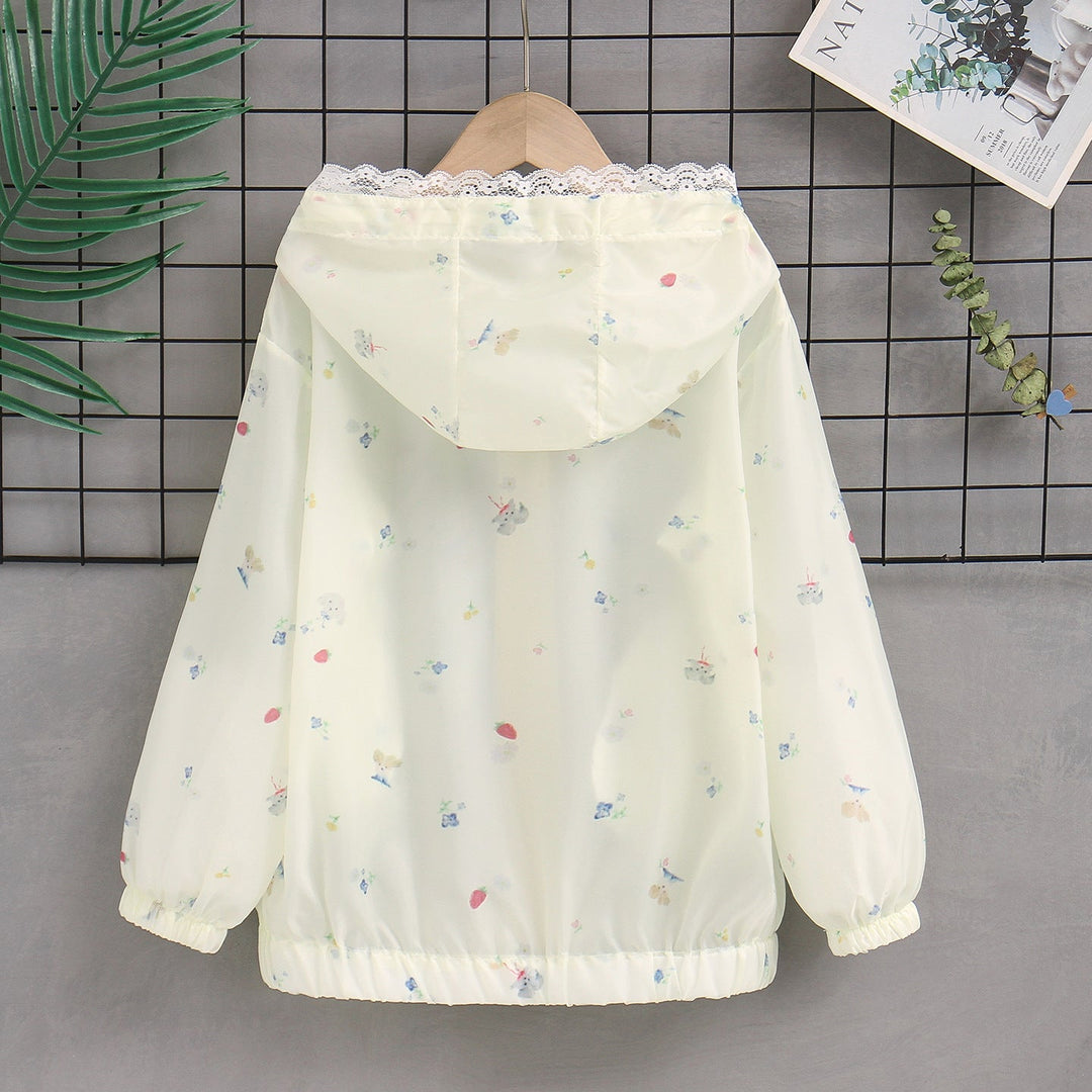 Women nan lightweight hooded summer jacket with lace trim, delicate allover print and zipper Mune Fashion