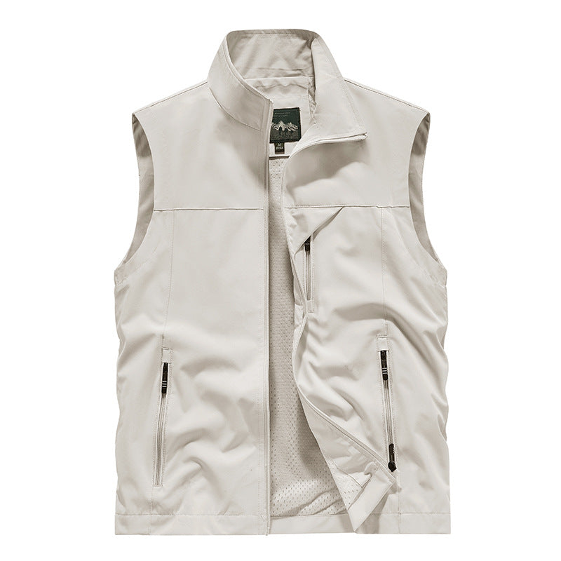 Men's Breathable Softshell Outdoor Vest with Mesh Inner Lining and Zipper Pockets Mune Fashion