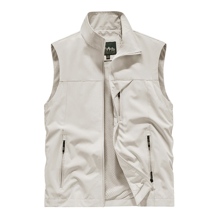 Men's Breathable Softshell Outdoor Vest with Mesh Inner Lining and Zipper Pockets Mune Fashion