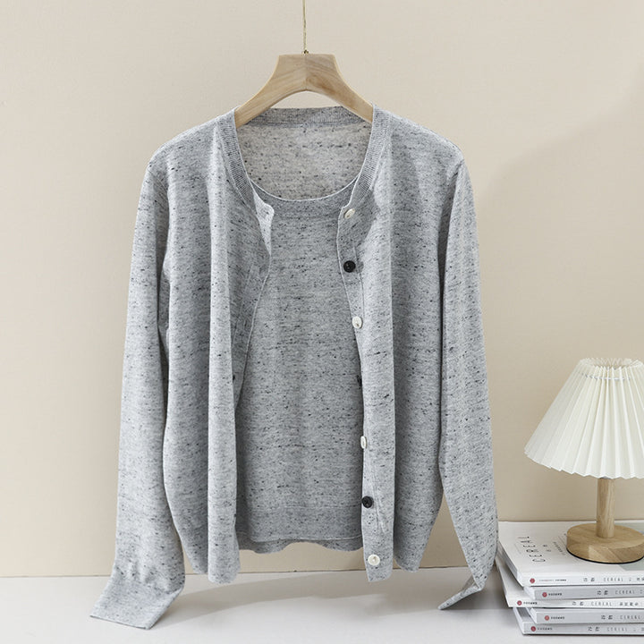 Women Lightweight Knitted Short Cardigan with Round Neck, Mélange Structure and Contrasting Buttons Mune Fashion