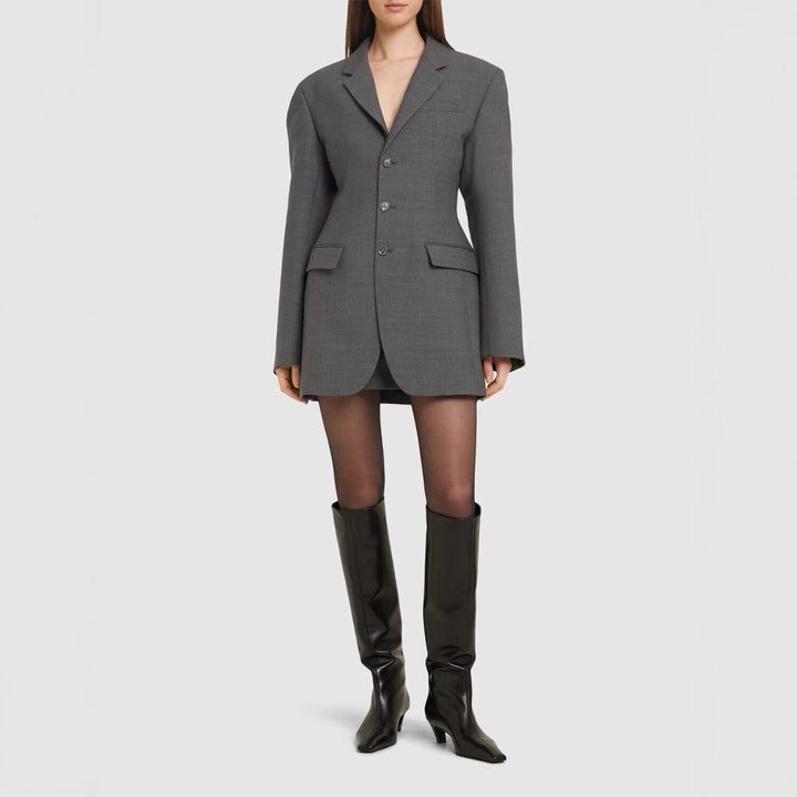 Ladies Oversize Blazer with long silhouette and distinctive shoulder section Mune Fashion