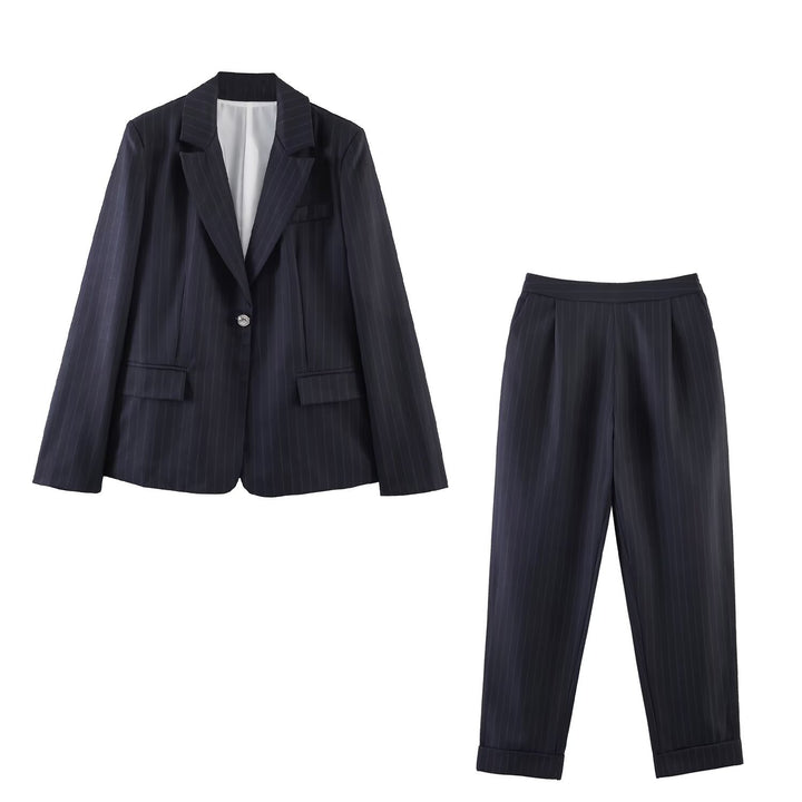 Women's pinstripe blazer with shaping seams and single-button closure Mune Fashion