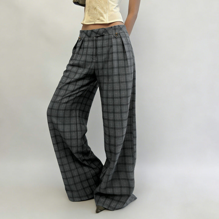 Women's Wide Checked High-Waist Culotte Pants with Pleats Mune Fashion