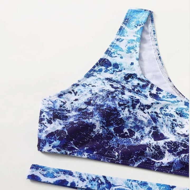 Women's sport bikini with asymmetric cut and trendy water motif Mune Fashion