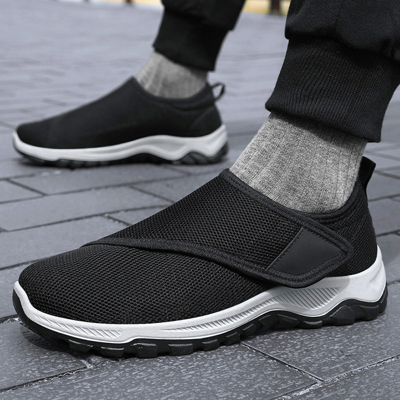 Men's breathable slip-on mesh sneakers with Velcro, padded comfort sole and slip-resistant profile sole Mune Fashion