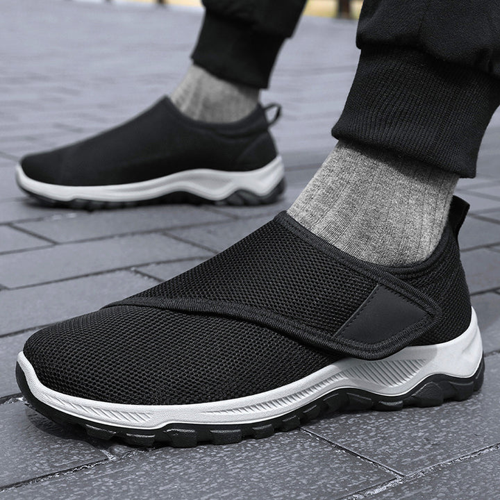 Men's breathable slip-on mesh sneakers with Velcro, padded comfort sole and slip-resistant profile sole Mune Fashion