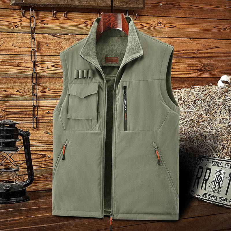 Men's Sleeveless Softshell Outdoor Vest with Fleece Lining, High Stand Collar and Multifunctional Pockets Mune Fashion