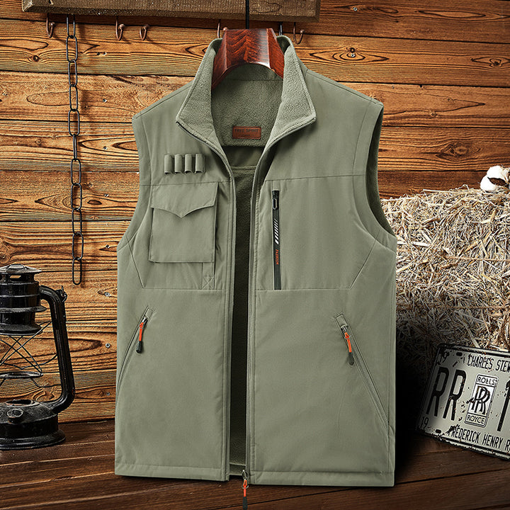 Men's Sleeveless Softshell Outdoor Vest with Fleece Lining, High Stand Collar and Multifunctional Pockets Mune Fashion