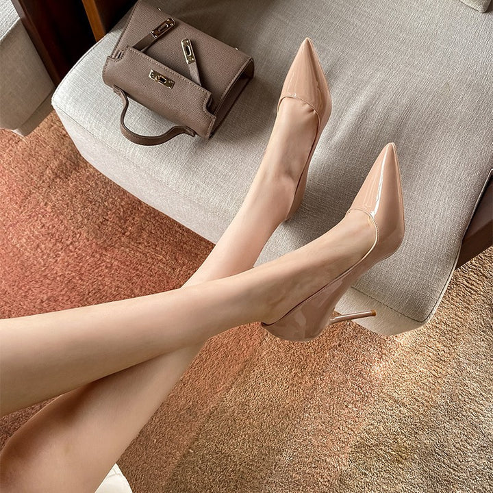 Ladies Elegant Patent Pumps with Pointed Stiletto Heel and Padded Insole Mune Fashion