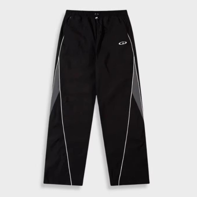 Men's sporty jogging pants with elastic waistband, side contrast piping, and straight cut Mune Fashion