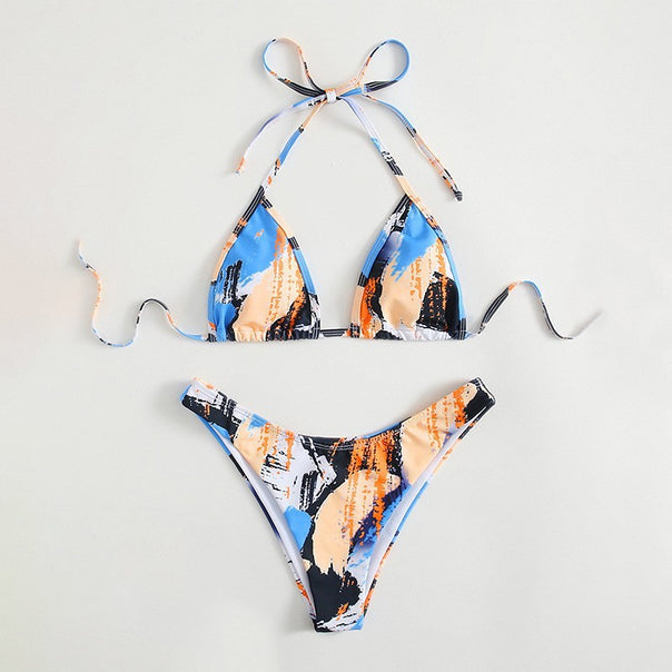 Women's triangle bikini with trendy graphic print Mune Fashion