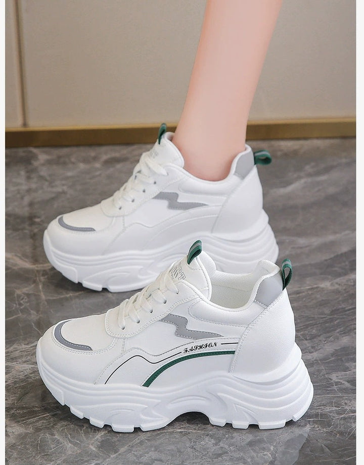 Women Chunky Sneakers with breathable upper material and cushioning sole Mune Fashion