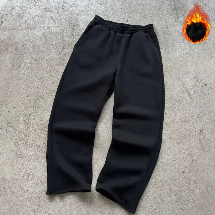 Unisex non-padded sweatpants with elastic comfort waistband, straight leg and side pockets Mune Fashion