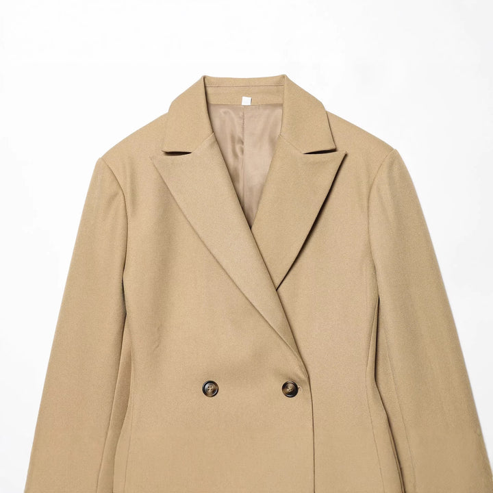 Women's double-breasted wool blend coat with lapel collar, fitted cut and elegant midi length Mune Fashion
