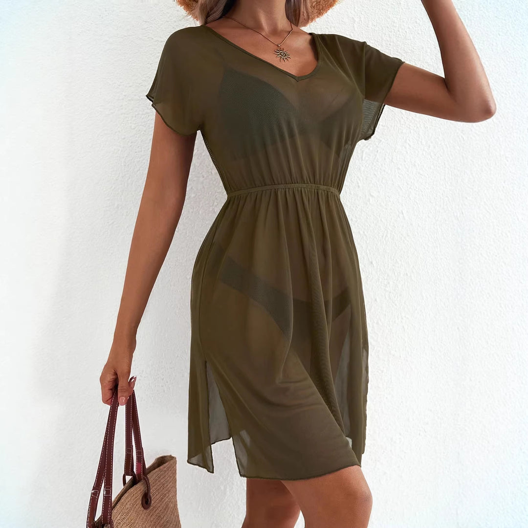 Women's summer dress with V-neckline, elastic waistline and allover leaf print Mune Fashion