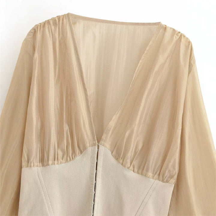 Women's Cropped Chiffon Blouse with Deep V-Neck and Tailored Corset Waist Mune Fashion
