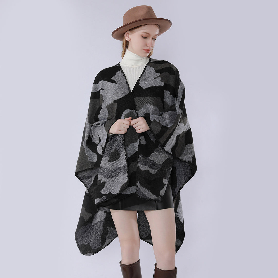 Ladies Oversize Cape with Camouflage Jacquard, open Kimono drape and decorative seam