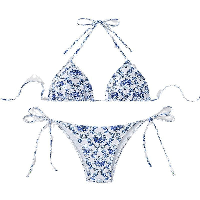Women Triangle Bikini with sophisticated flower pattern Mune Fashion